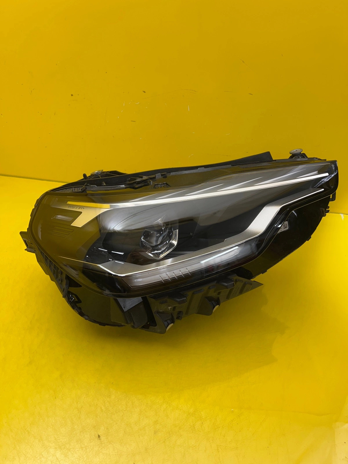 Phare Droit BMW 2 G42 M2 G87 Full Led 5A320F2-07 Autolamps Phare Droit BMW 2 G42 M2 G87 Full Led 5A320F2-07