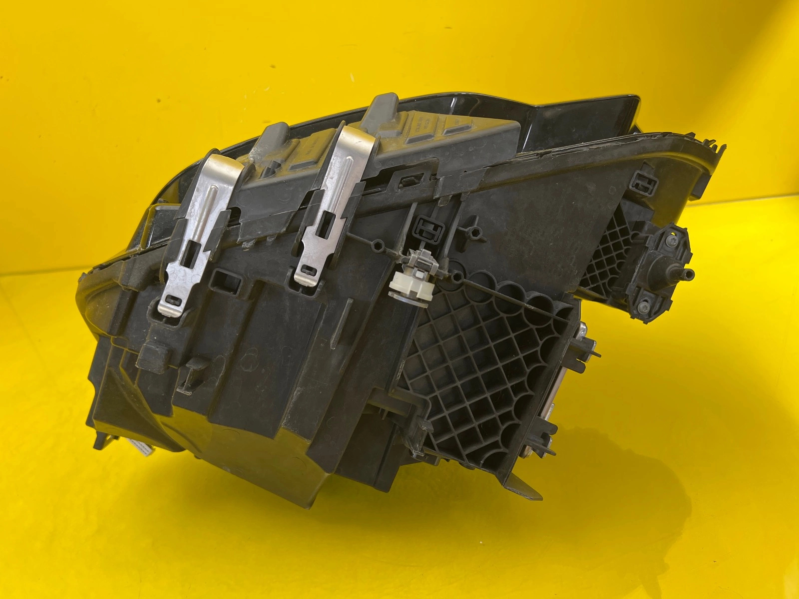 Phare Droit BMW 2 G42 M2 G87 Full Led 5A320F2-07 Autolamps 6 Phare Droit BMW 2 G42 M2 G87 Full Led 5A320F2-07