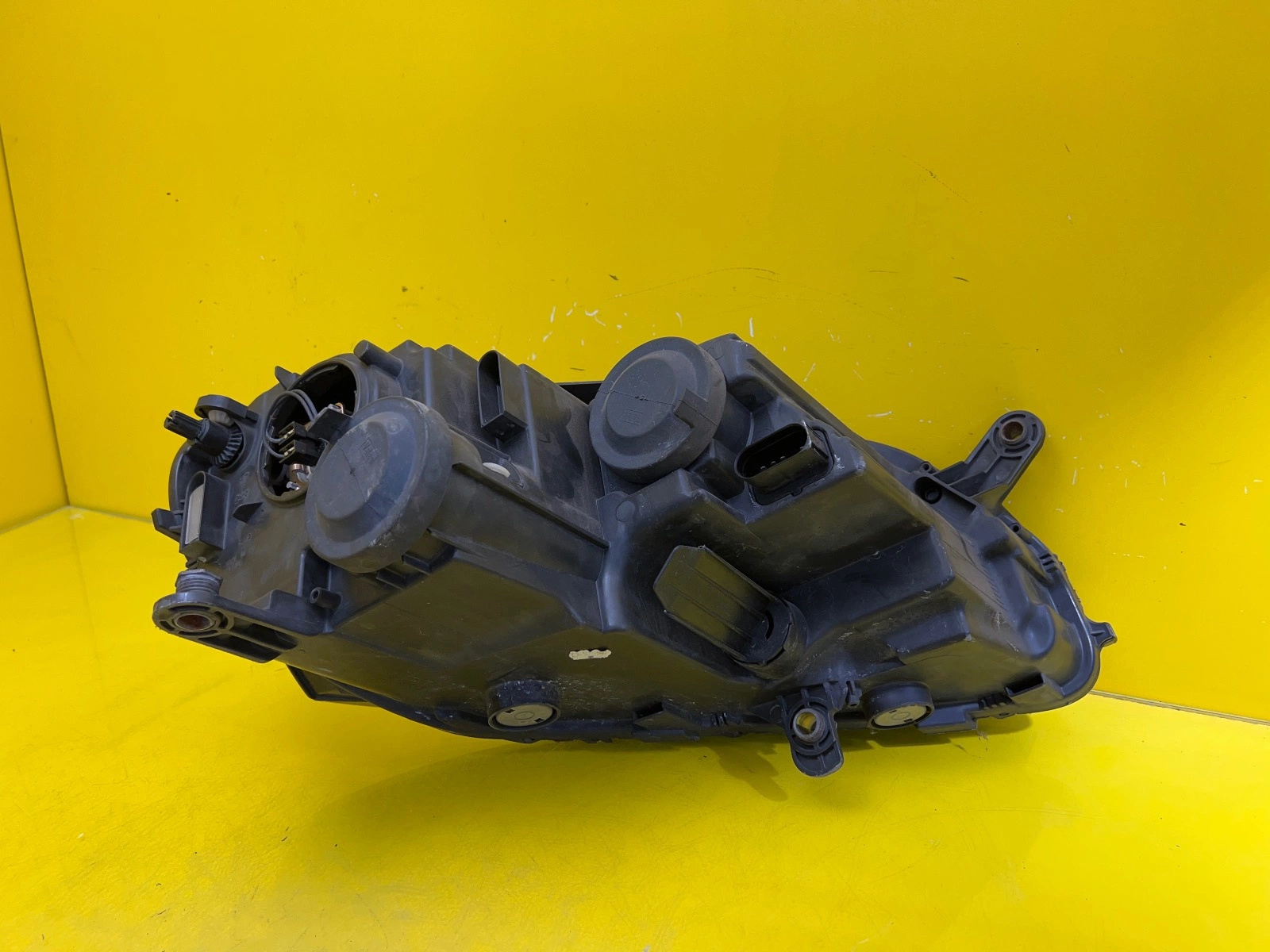 Phare gauche VW Passat B7 Normal 3AB941005 Autolamps 4 Phare gauche VW Passat B7 Normal 3AB941005