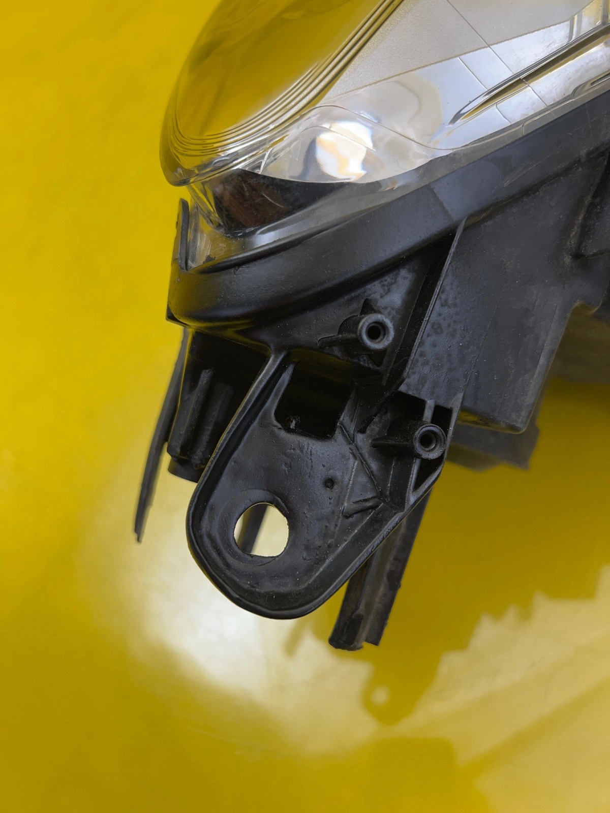 Phare avant gauche Opel Combo E 18- 90145298 Autolamps 5 Phare avant gauche Opel Combo E 18- 90145298