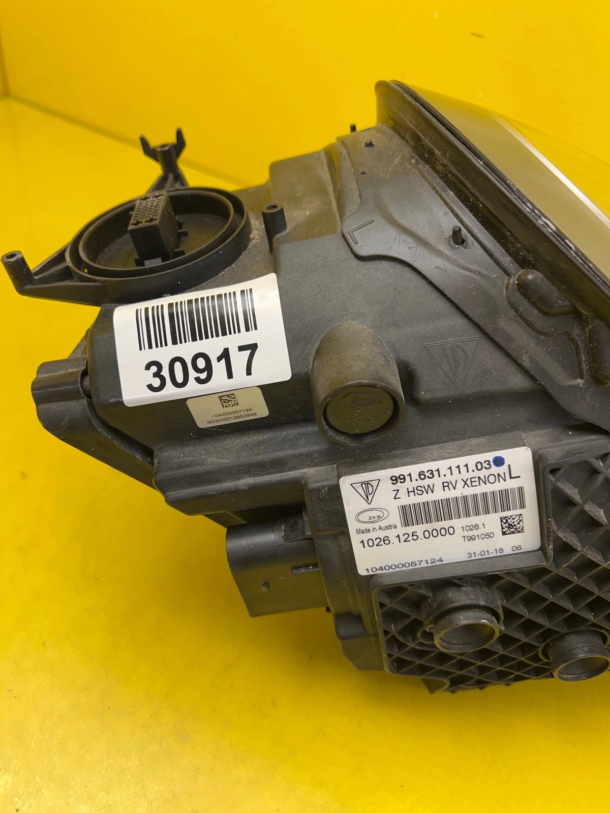 Phare gauche Porsche 911 991 GTS GT3 Xenon 99163111103 Autolamps 2 Phare gauche Porsche 911 991 GTS GT3 Xenon 99163111103