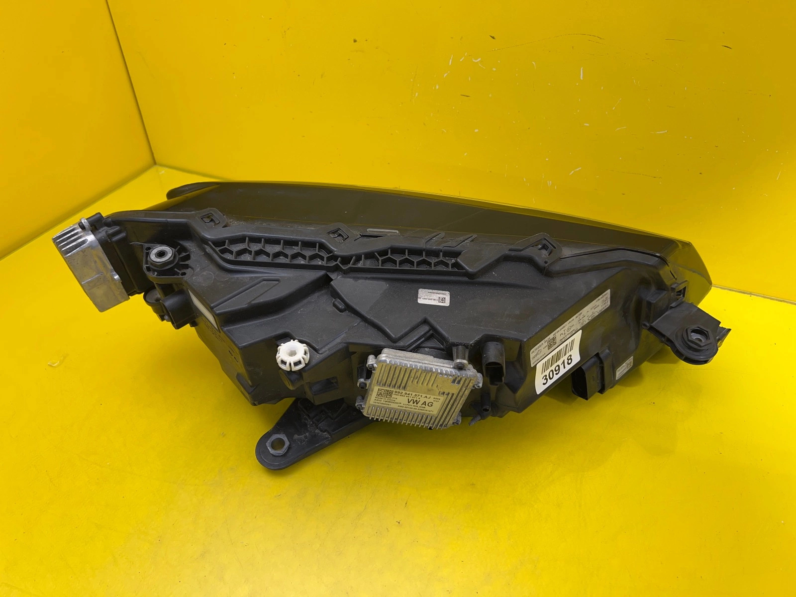 Phare gauche Skoda Superb 3V1 III 3 Lift 3V1941015E Full Led Autolamps 3 Phare gauche Skoda Superb 3V1 III 3 Lift 3V1941015E Full Led