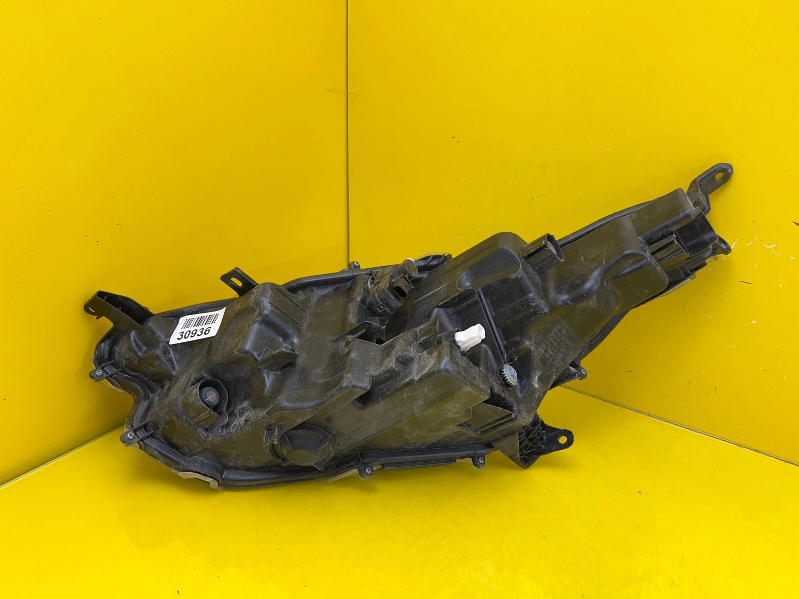 Phare droit Toyota Yaris IV 4 Full Led K0-8 Autolamps 4 Phare droit Toyota Yaris IV 4 Full Led K0-8