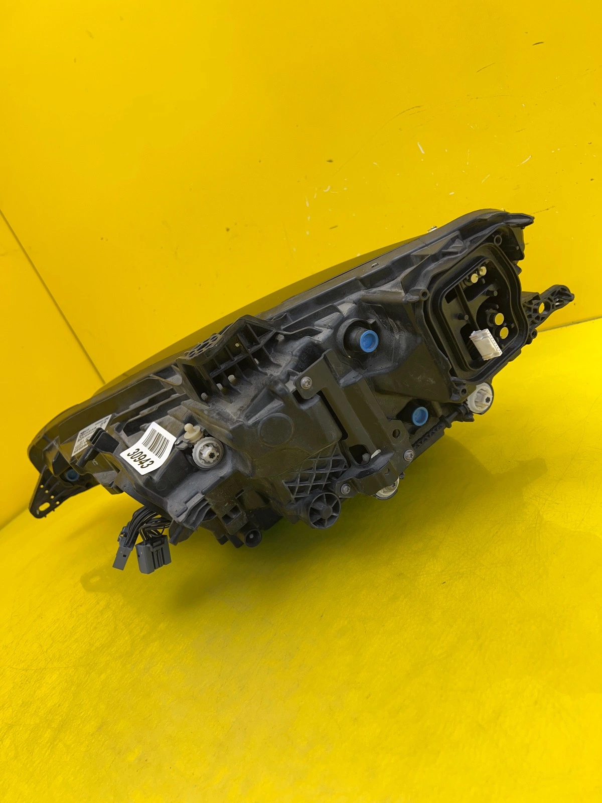 Phare droit Volvo S60 V60 Mid Led 32228816 Autolamps 5 Phare droit Volvo S60 V60 Mid Led 32228816