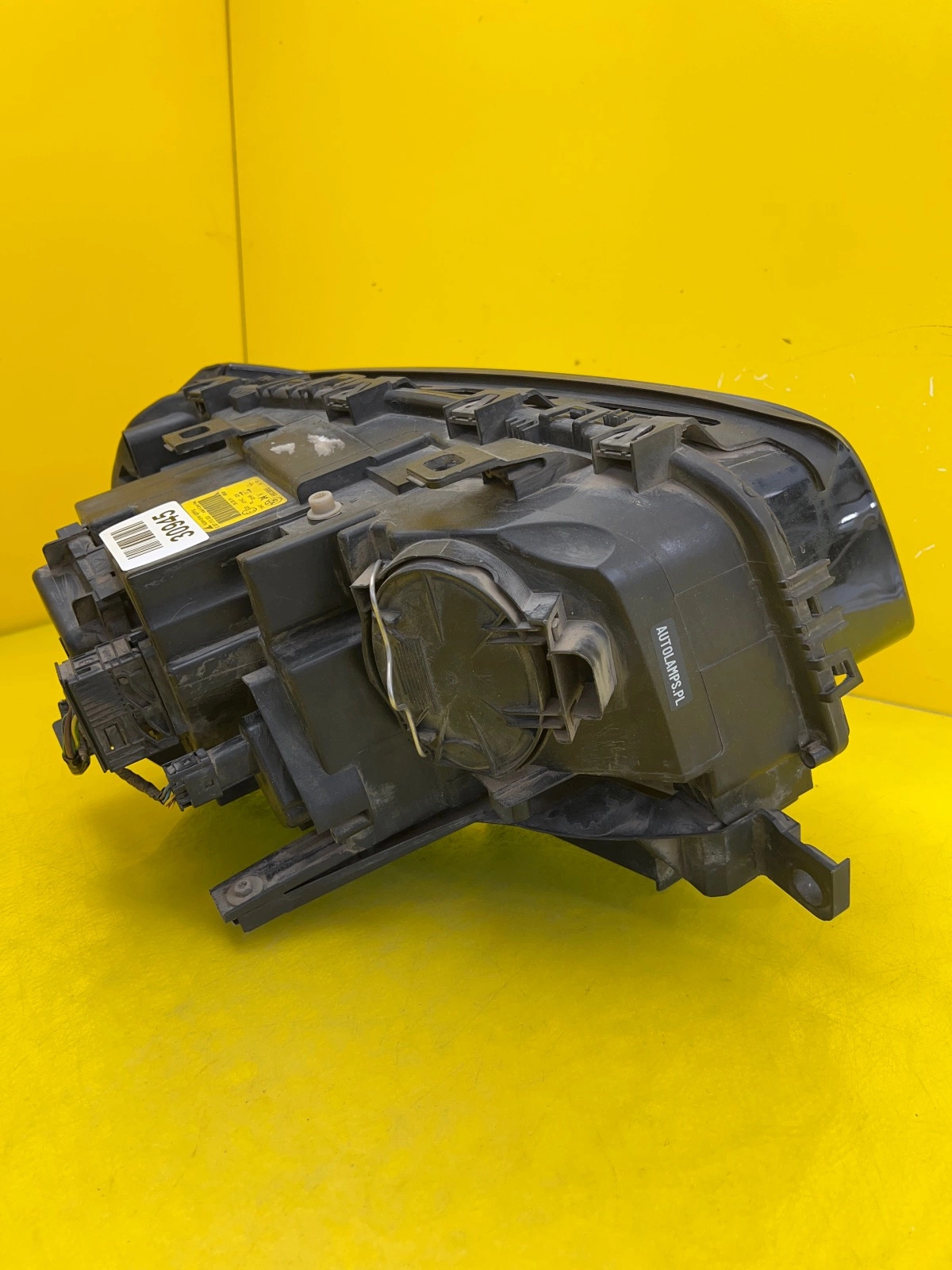 Phare gauche BMW X3 E83 03-06 Plain 6923855 Autolamps 4 Phare gauche BMW X3 E83 03-06 Plain 6923855