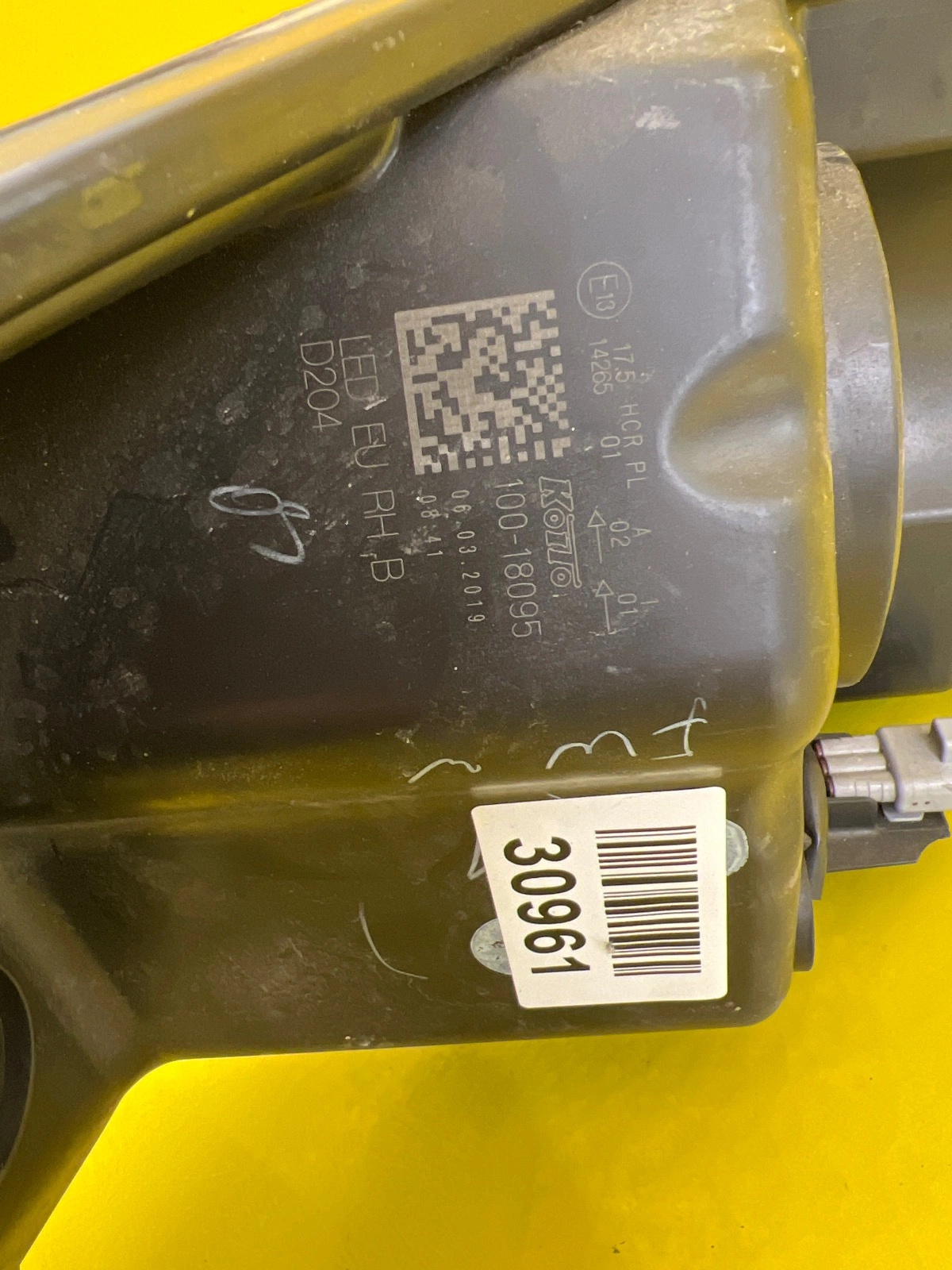 Phare droit Suzuki Vitara 3 III Full Led 100-18095 Autolamps 2 Phare droit Suzuki Vitara 3 III Full Led 100-18095