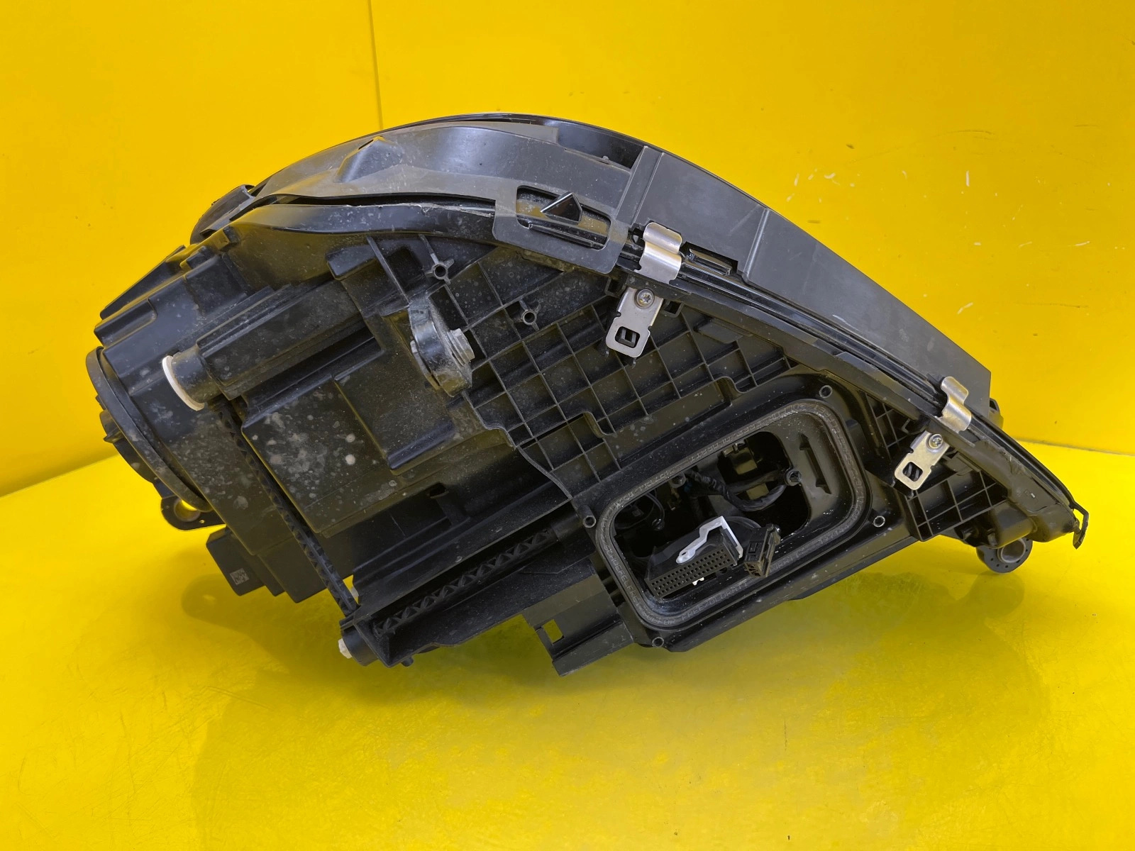 Phare droit Mercedes GLE W167 Full Led Multibeam A1679061700 Autolamps 6 Phare droit Mercedes GLE W167 Full Led Multibeam A1679061700