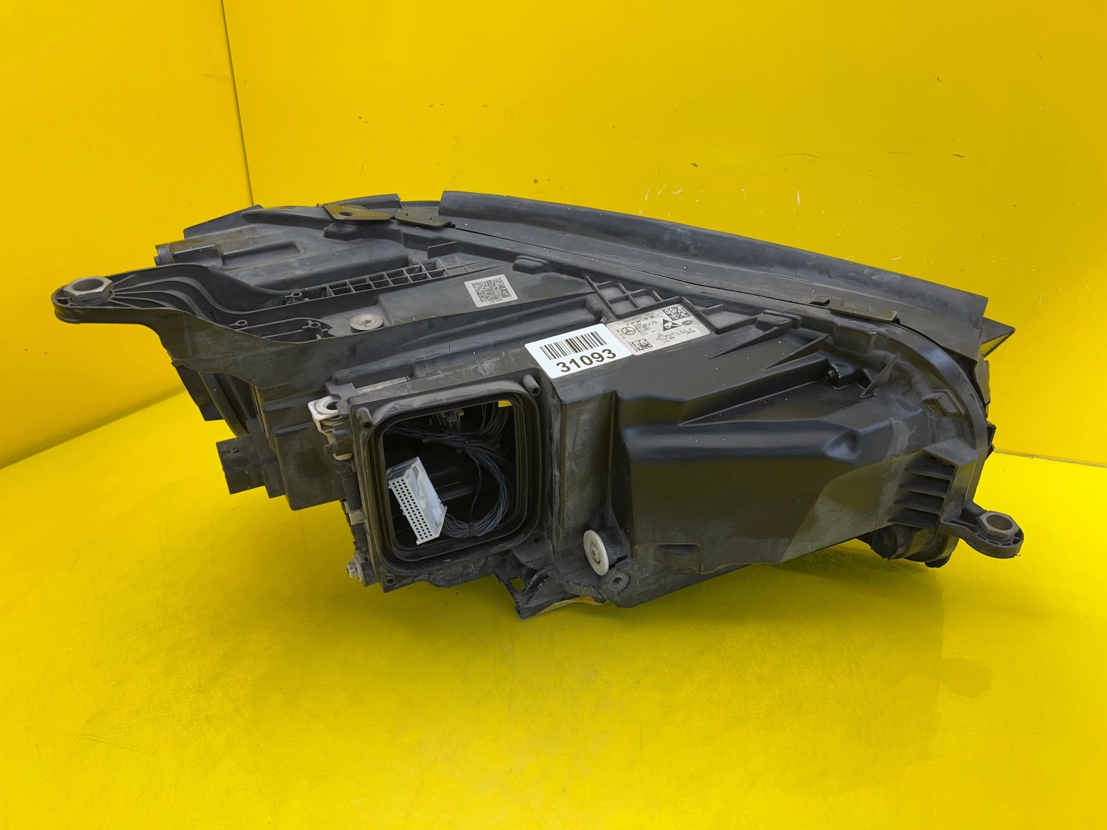 Phare gauche Mercedes GLE W167 Full Led Multibeam A1679061600 Autolamps 3 Phare gauche Mercedes GLE W167 Full Led Multibeam A1679061600