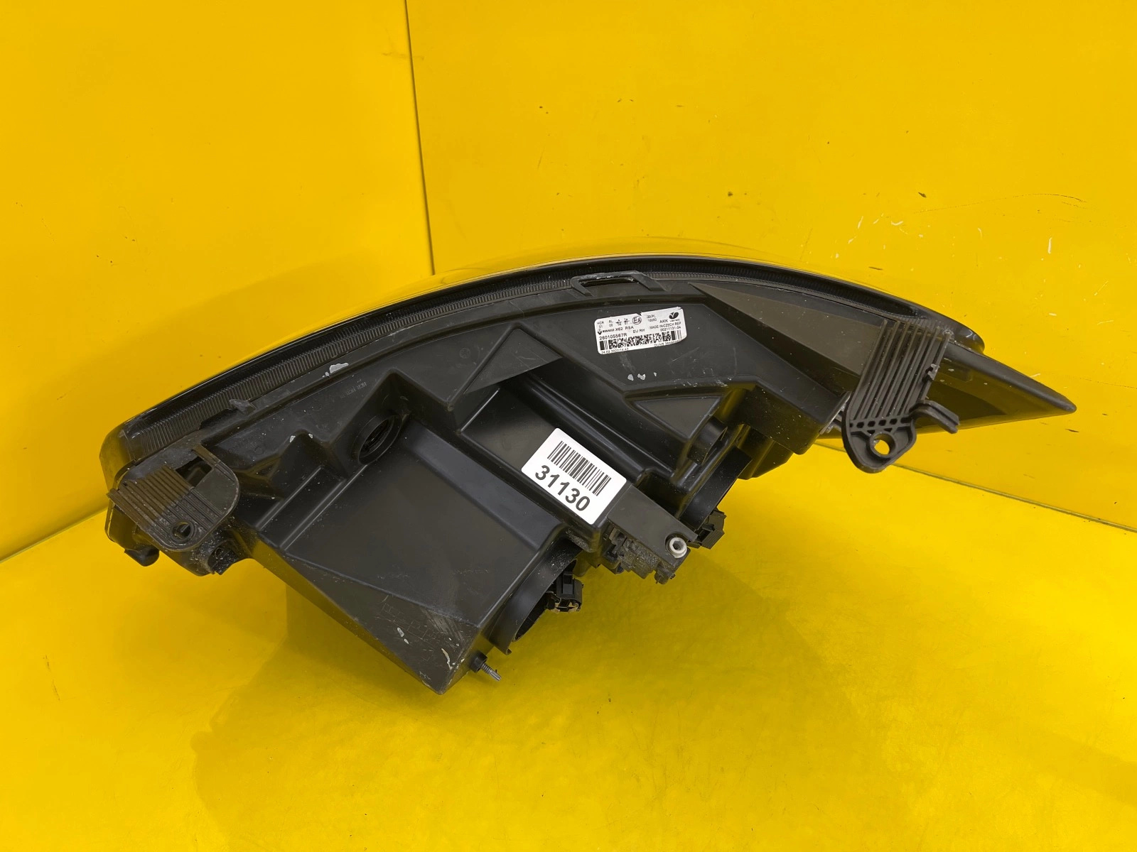 Phare droit Renault Master III IV Movano B Lift 19- Led 260105567R Autolamps 3 Phare droit Renault Master III IV Movano B Lift 19- Led 260105567R