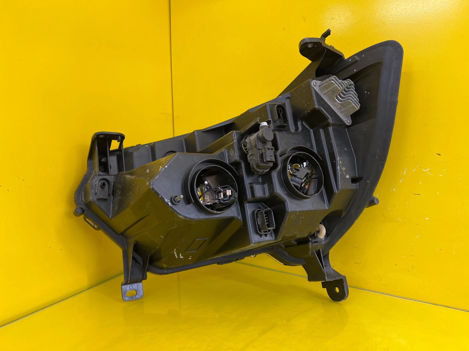 Phare droit Renault Master III IV Movano B Lift 19- Led 260105567R Autolamps 4 Phare droit Renault Master III IV Movano B Lift 19- Led 260105567R