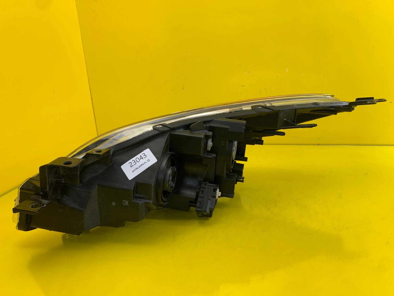 Phare avant droit Mazda 3 BL 2009-2012 Autolamps 4 Phare avant droit Mazda 3 BL 2009-2012