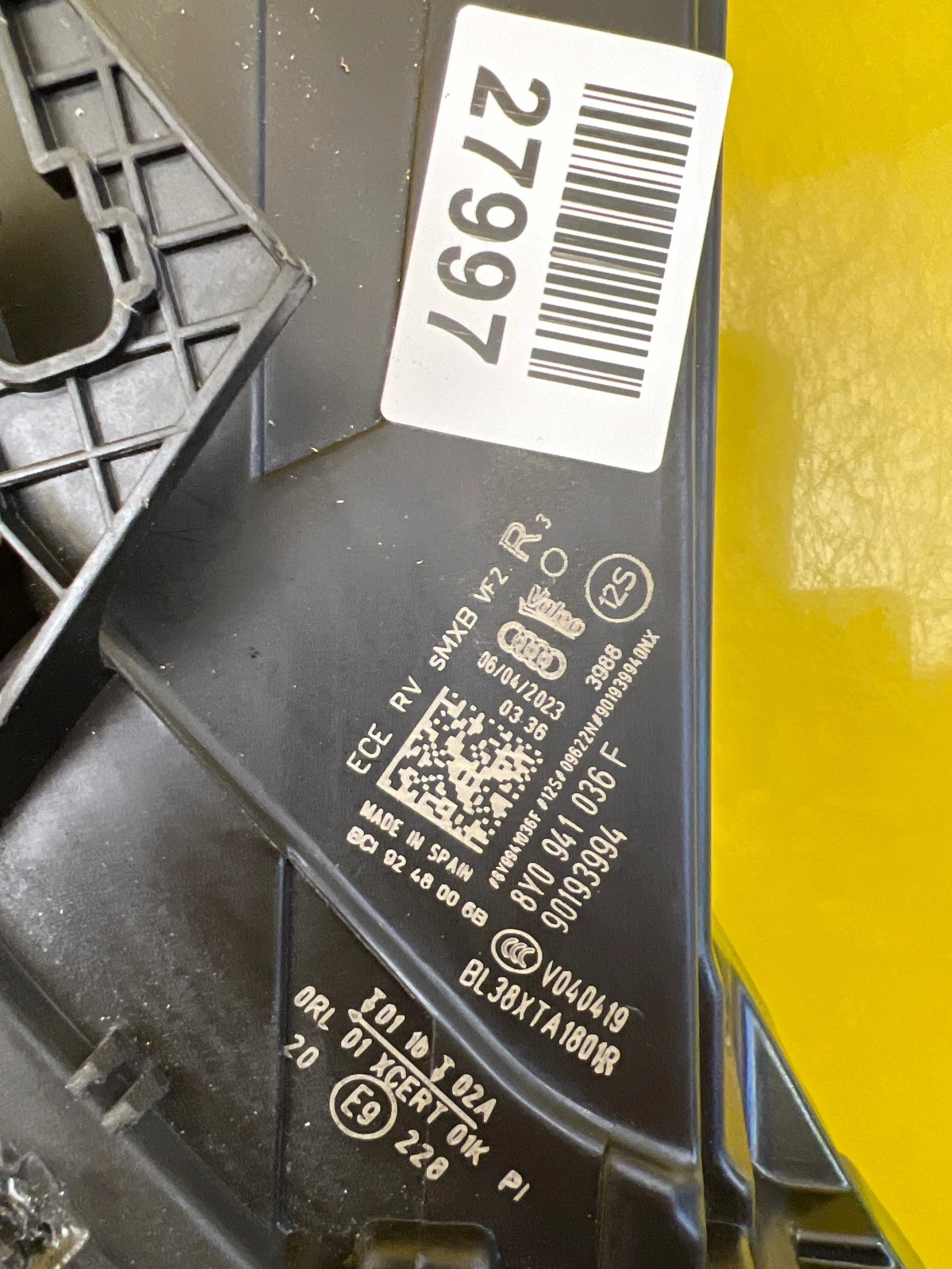 Phare droit Audi A3 8Y RS3 S3 Full Led Matrix 8Y0941036F Autolamps 2 Phare droit Audi A3 8Y RS3 S3 Full Led Matrix 8Y0941036F