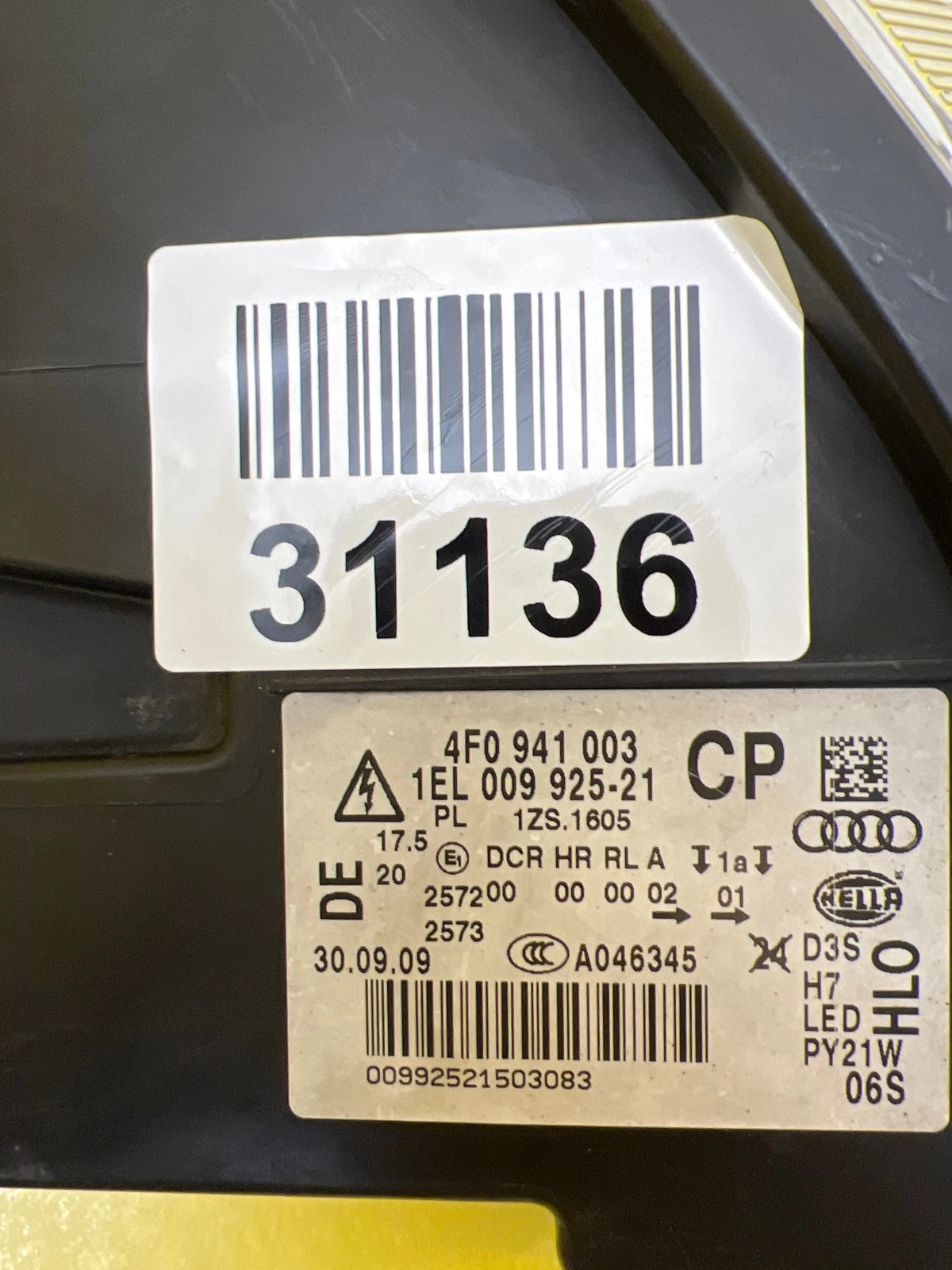 Phare gauche Audi A6 C6 Lift Led Bi-Xenon Untwisted 4F0941003CP Autolamps 2 Phare gauche Audi A6 C6 Lift Led Bi-Xenon Untwisted 4F0941003CP