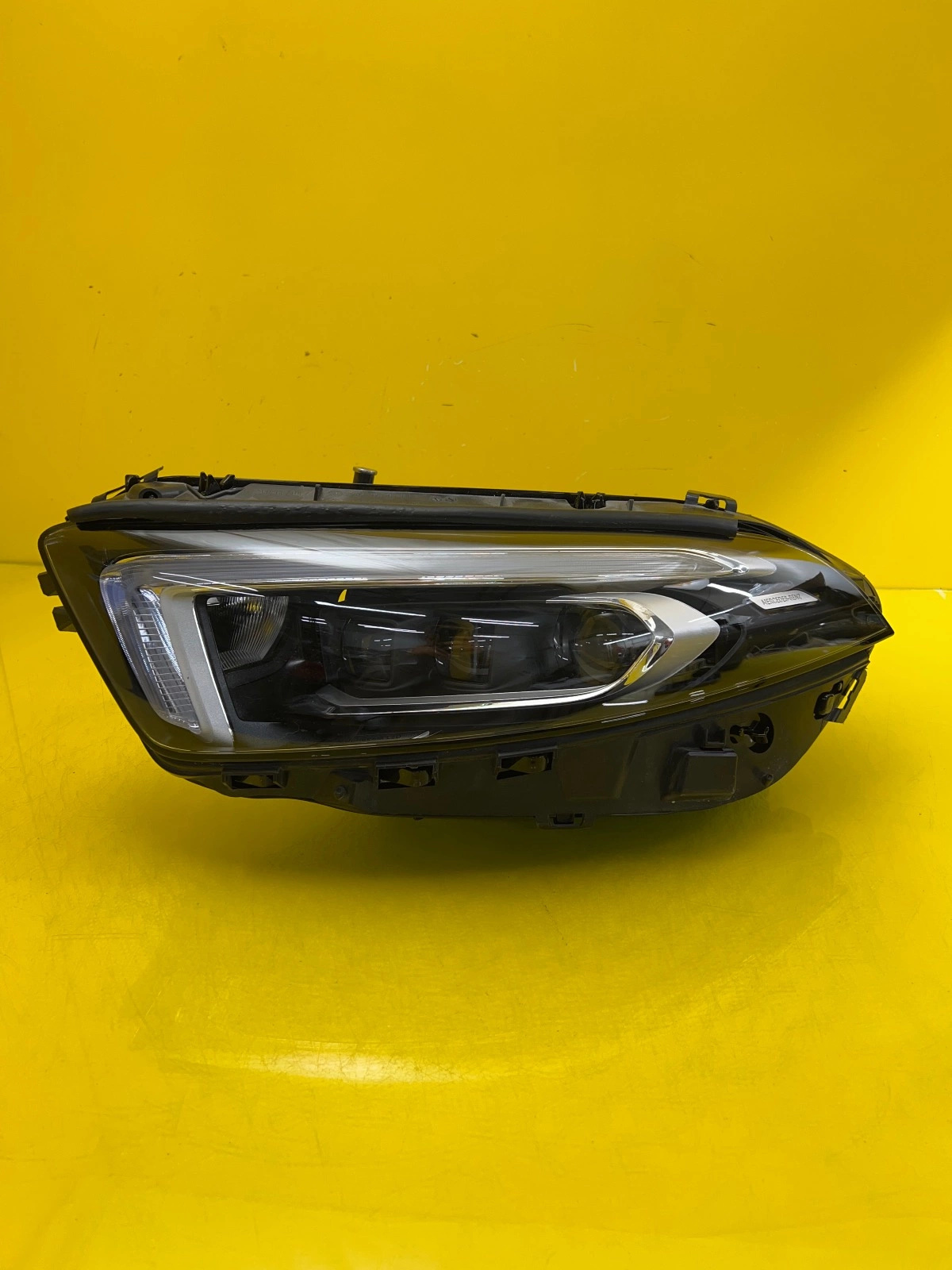 Phare gauche Mercedes Classe A W177 Multibeam Led 2018- A1779062505 Autolamps Phare gauche Mercedes Classe A W177 Multibeam Led 2018- A1779062505