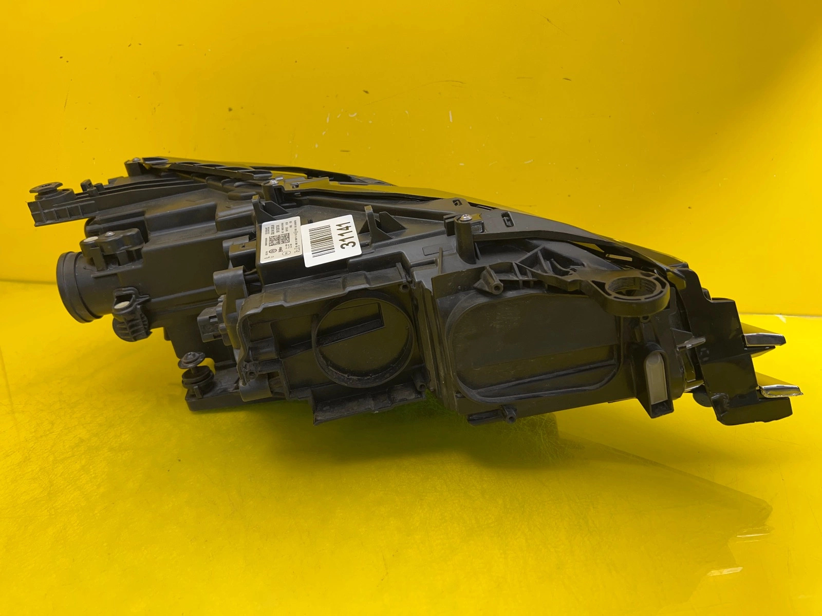 Phare gauche VW Arteon 3G8 Full Led 3G8941035N Autolamps 3 Phare gauche VW Arteon 3G8 Full Led 3G8941035N