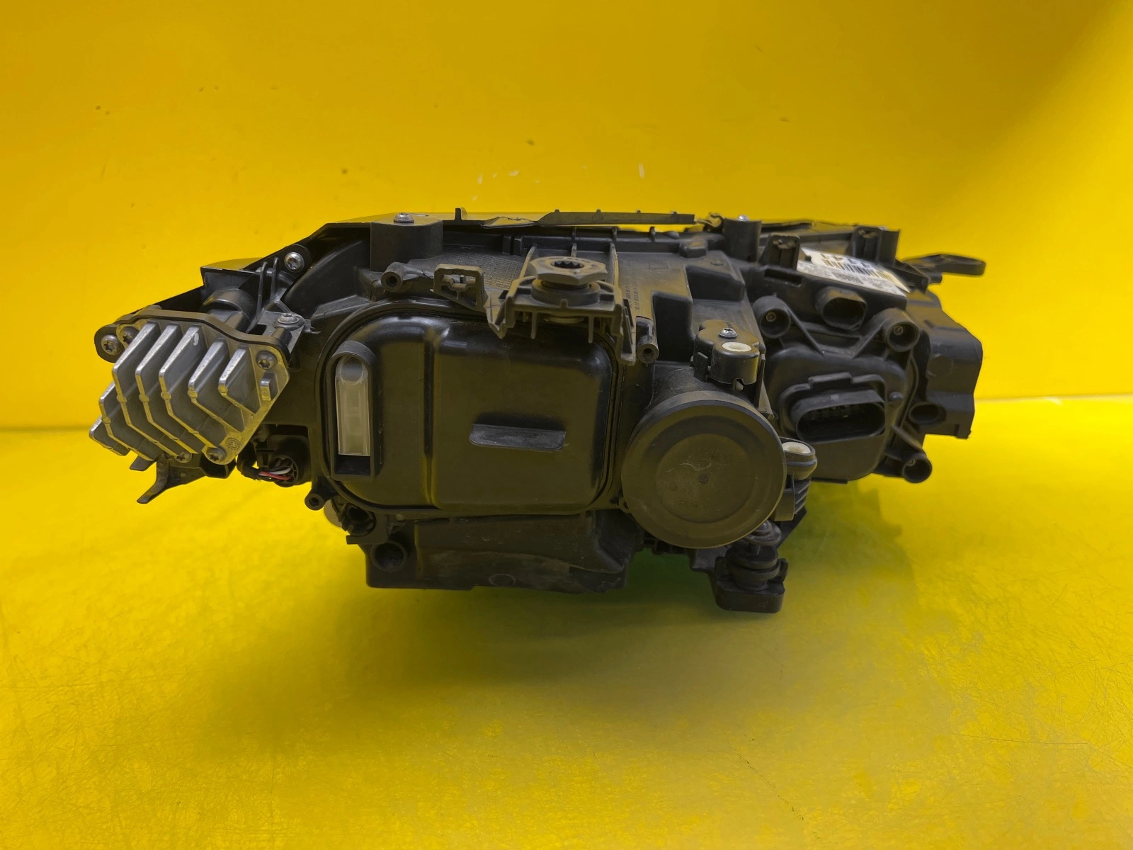 Phare gauche VW Arteon 3G8 Full Led 3G8941035N Autolamps 4 Phare gauche VW Arteon 3G8 Full Led 3G8941035N