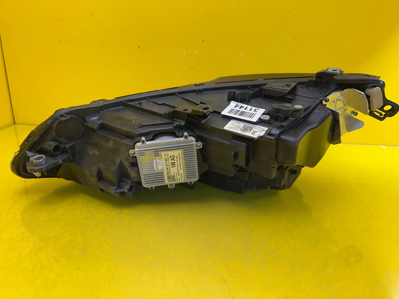 Phare Droit VW E Golf 8 VIII Lift GTE R MID Led Bleu 5H1941036M Autolamps 3 Phare Droit VW E Golf 8 VIII Lift GTE R MID Led Bleu 5H1941036M