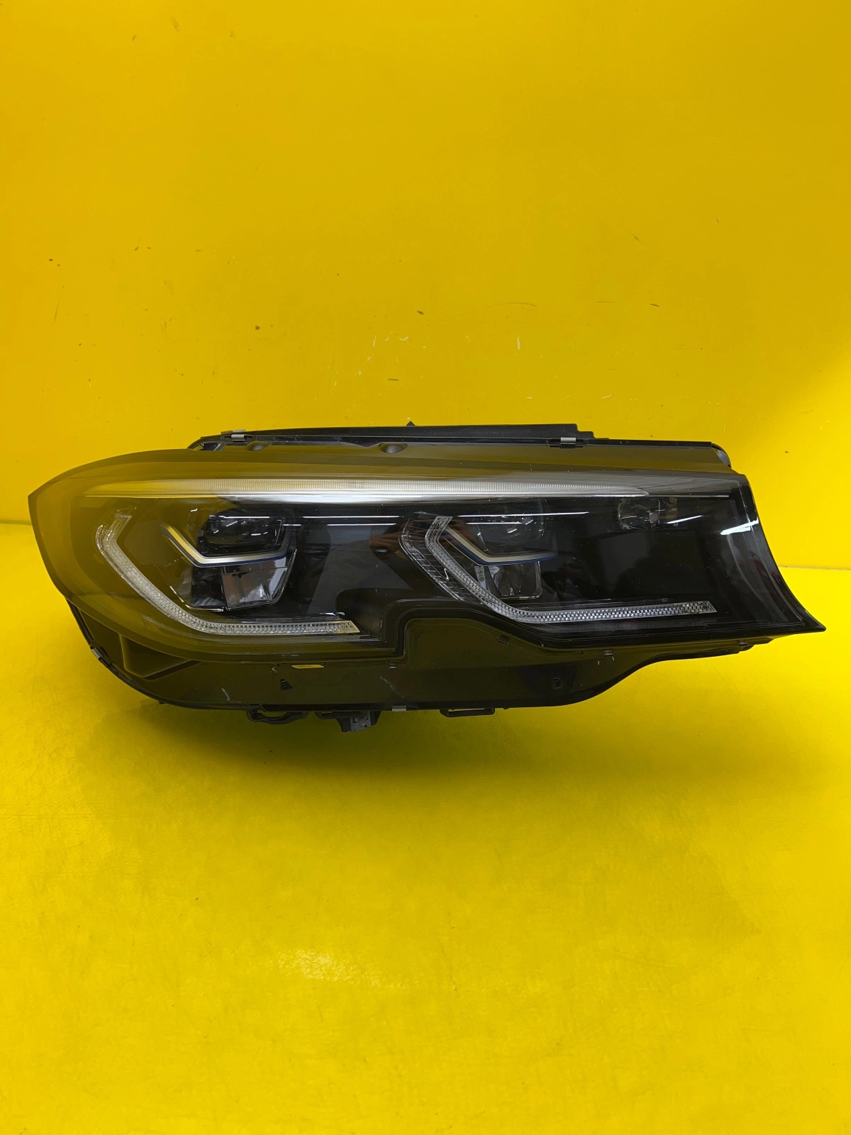 Phare avant droit BMW 3 G20 G21 Laser Noir 5A25274-01 Autolamps Phare avant droit BMW 3 G20 G21 Laser Noir 5A25274-01