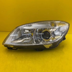 Phare gauche Skoda Fabia II Lentille de levage 5J1941016E