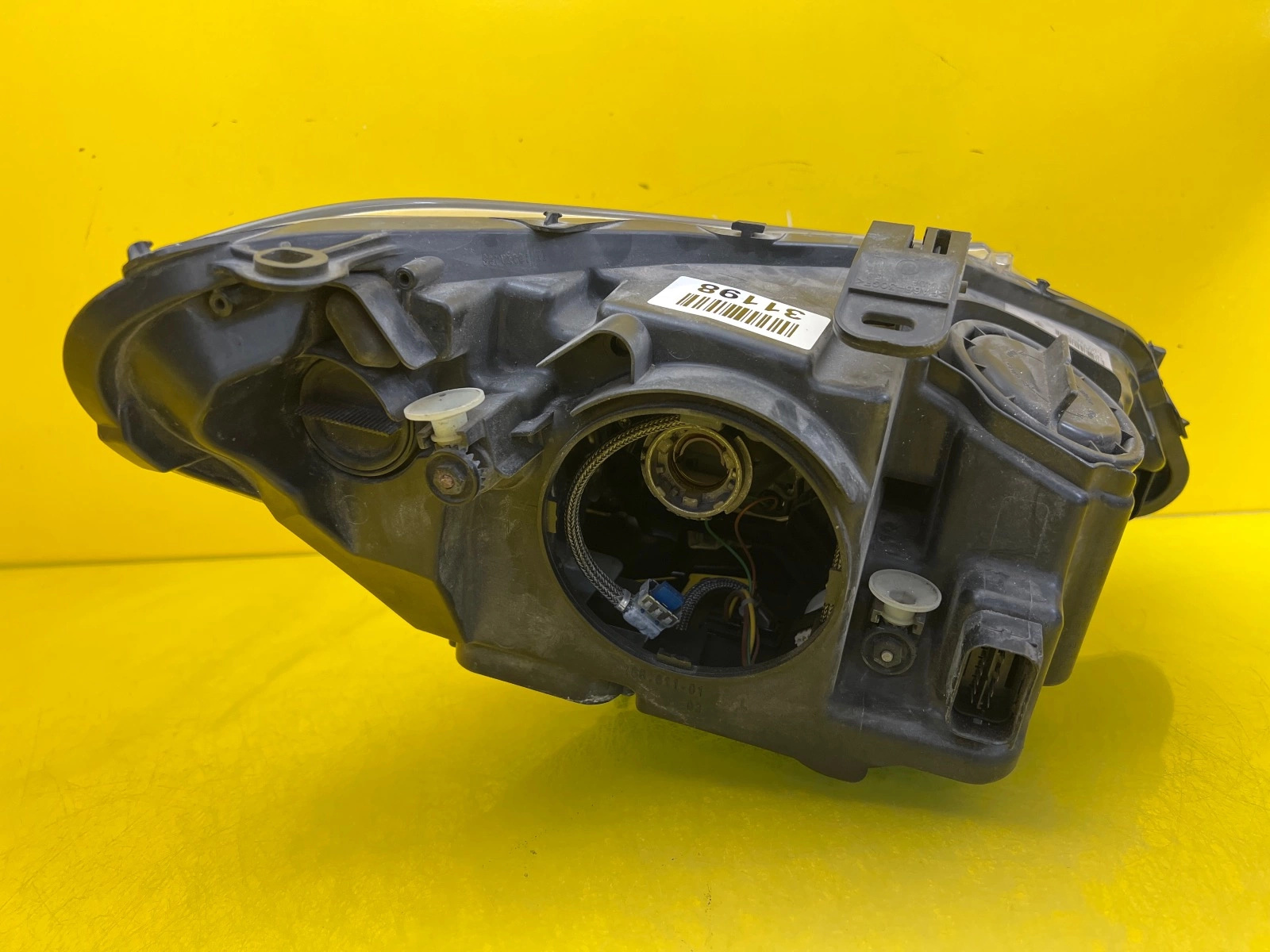 Phare gauche BMW Z4 E89 Bi-Xenon 7191733-10 Non-tournant Autolamps 5 Phare gauche BMW Z4 E89 Bi-Xenon 7191733-10 Non-tournant