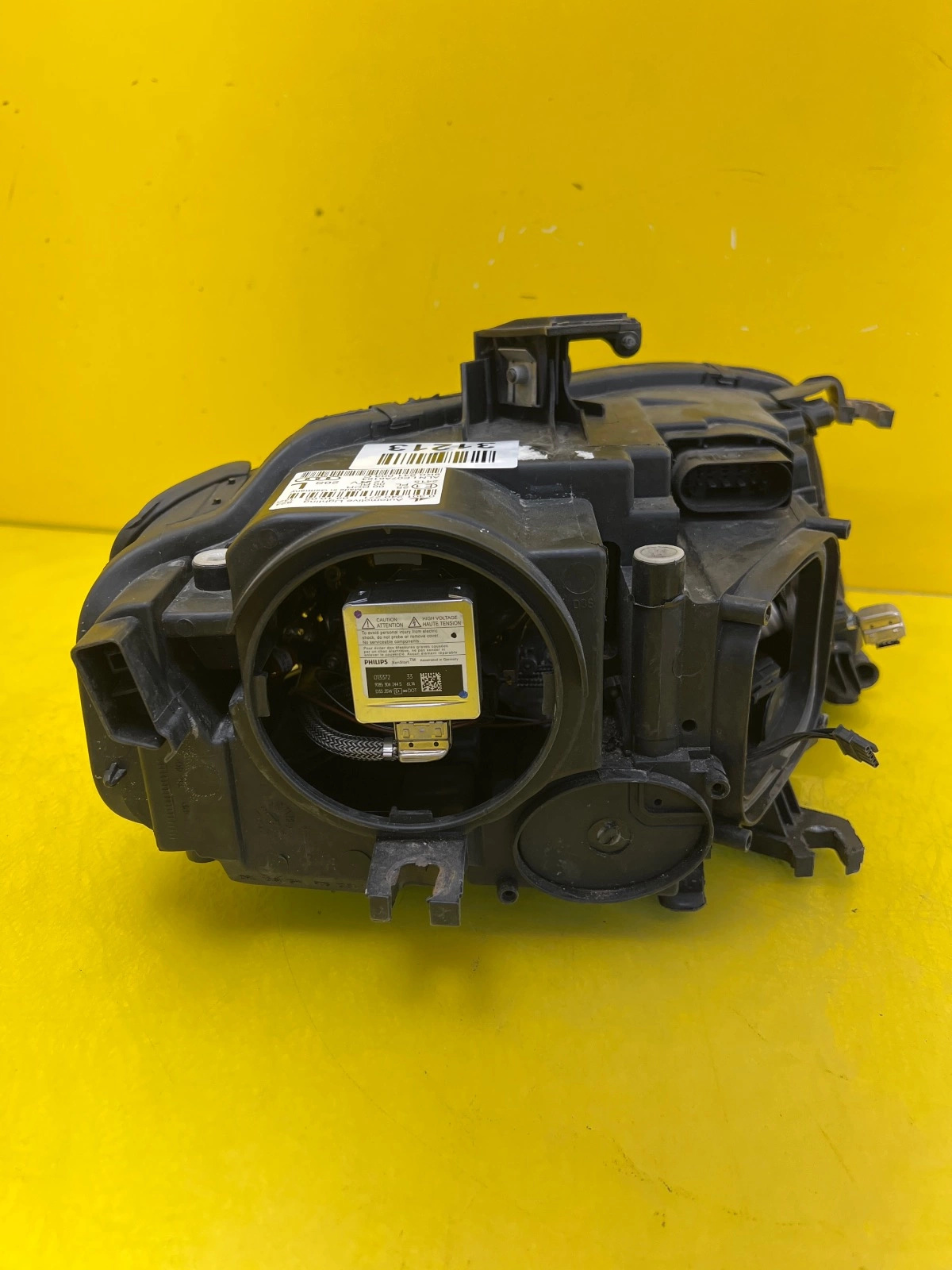 Phare gauche Audi A4 B8 8K0 Xenon non tournant 8K0941003C Autolamps 4 Phare gauche Audi A4 B8 8K0 Xenon non tournant 8K0941003C