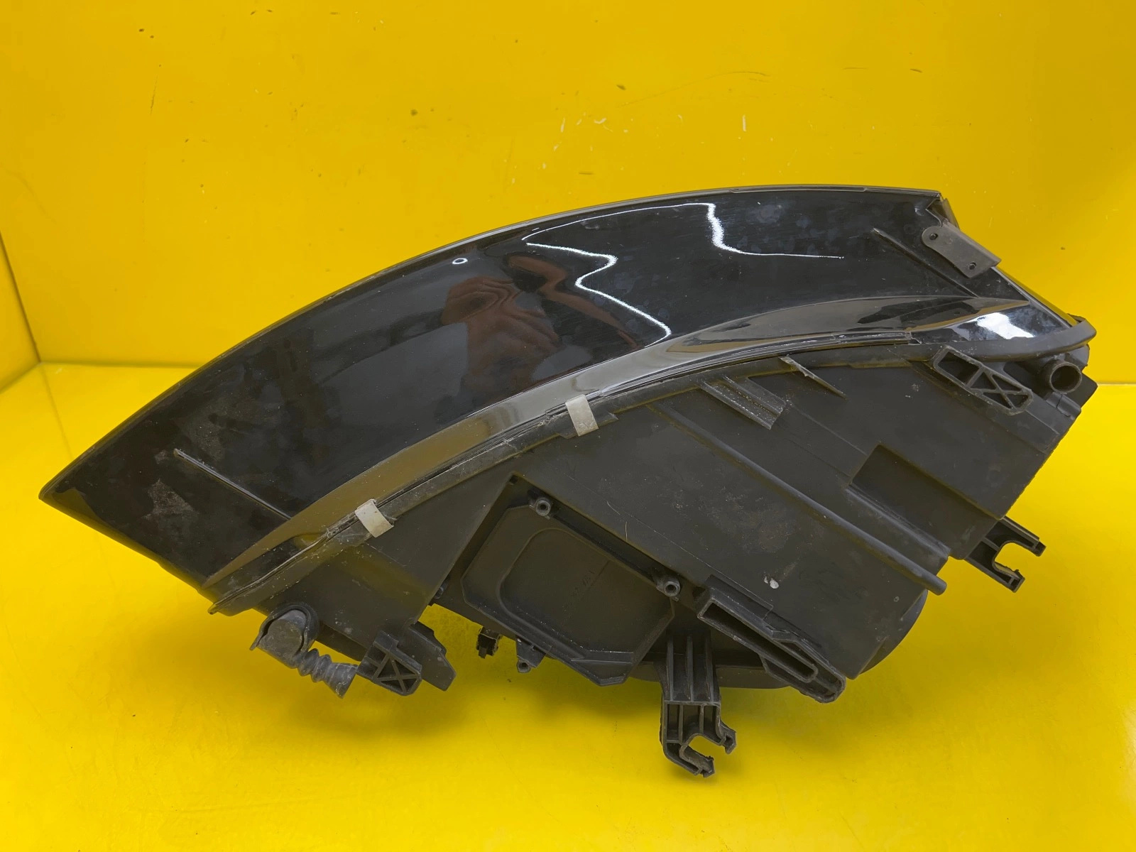 Phare gauche Audi A4 B8 8K0 Xenon non tournant 8K0941003C Autolamps 5 Phare gauche Audi A4 B8 8K0 Xenon non tournant 8K0941003C