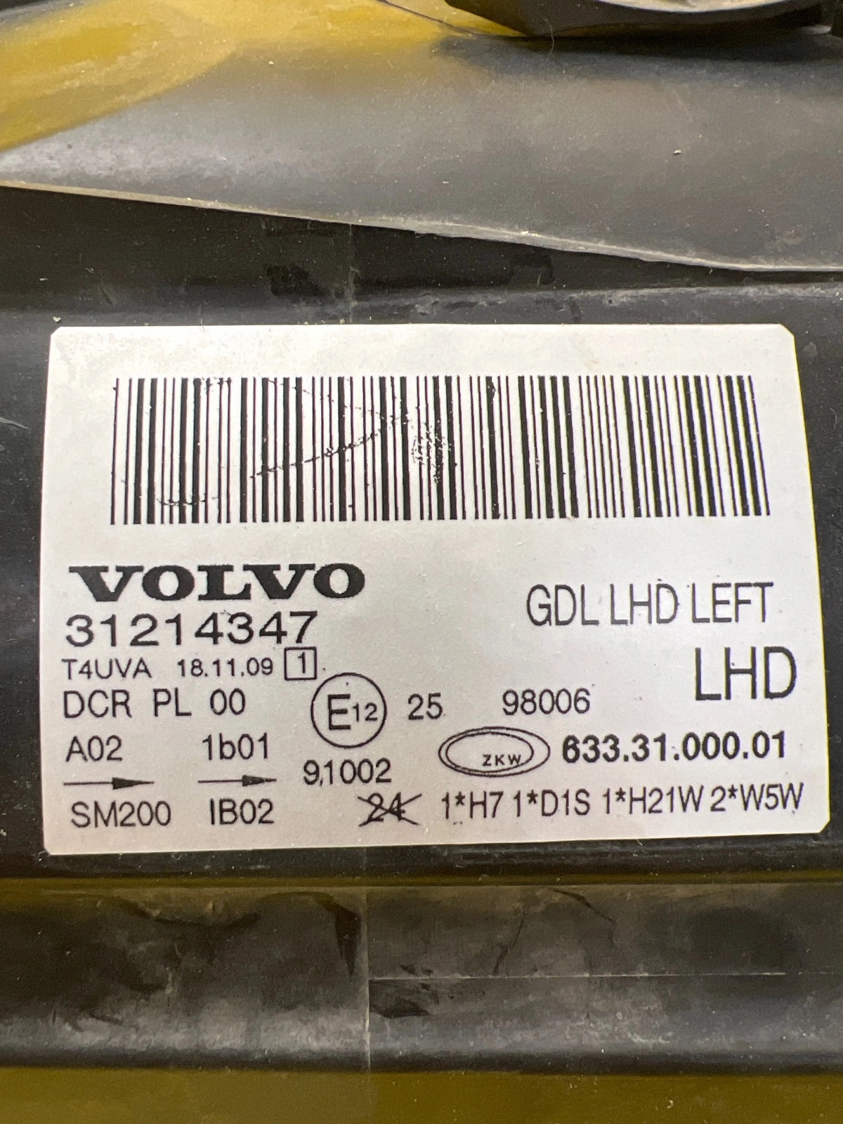 Phare gauche Volvo V70 III S80 II Xenon non orientable 31214347 Autolamps 2 Phare gauche Volvo V70 III S80 II Xenon non orientable 31214347