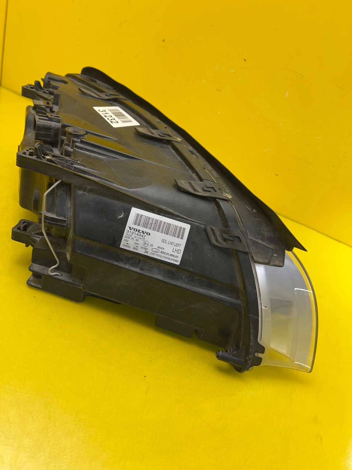 Phare gauche Volvo V70 III S80 II Xenon non orientable 31214347 Autolamps 5 Phare gauche Volvo V70 III S80 II Xenon non orientable 31214347