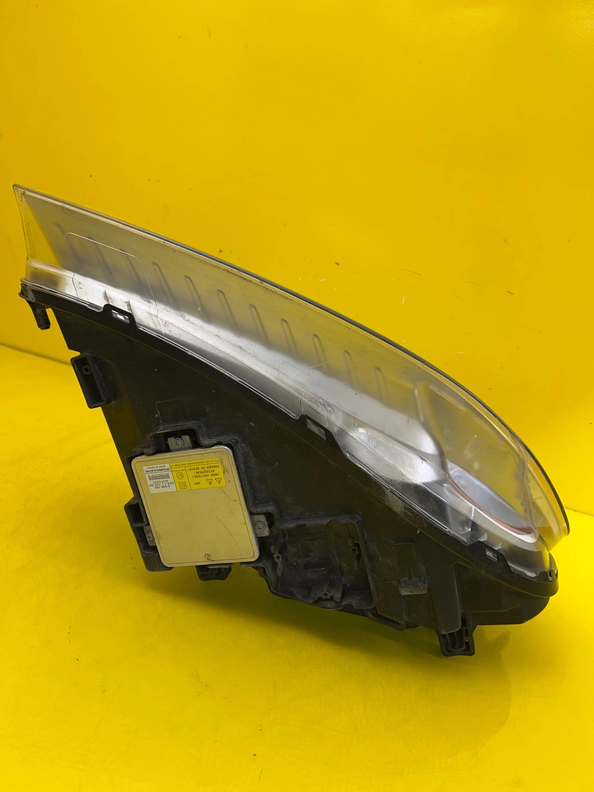 Phare gauche Volvo V70 III S80 II Xenon non orientable 31214347 Autolamps 6 Phare gauche Volvo V70 III S80 II Xenon non orientable 31214347