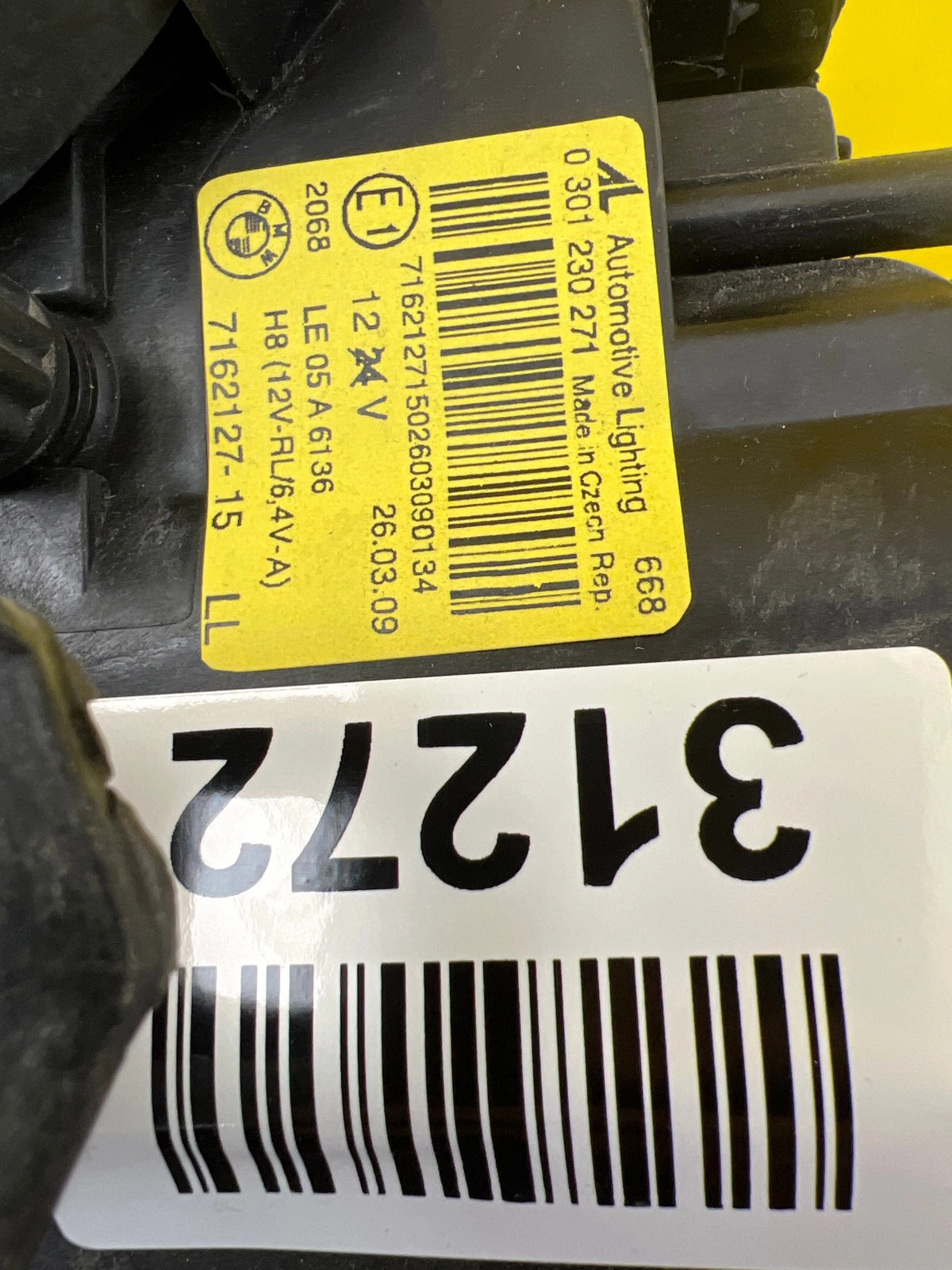 Phare gauche BMW 3 E92 E93 Bi-Xenon Non-twist 7162127 Autolamps 2 Phare gauche BMW 3 E92 E93 Bi-Xenon Non-twist 7162127