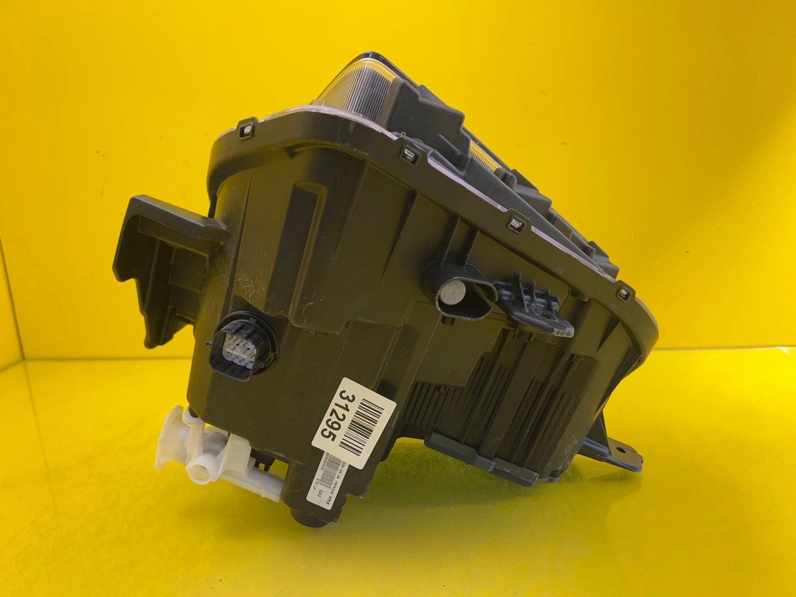 Phare avant gauche Hyundai Kona II 2 23- Led 92101BE050 Autolamps 3 Phare avant gauche Hyundai Kona II 2 23- Led 92101BE050