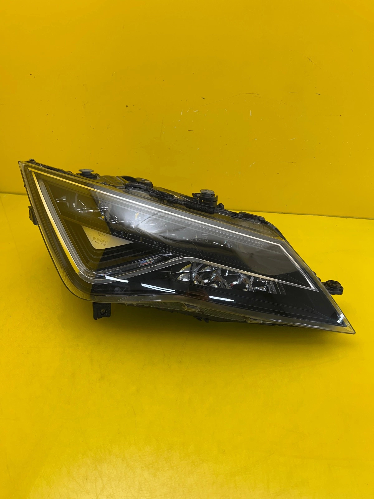 Phare avant droit Seat Leon III 3 Lift 17- Full Led 5F1 5F1941006K Autolamps Phare avant droit Seat Leon III 3 Lift 17- Full Led 5F1 5F1941006K